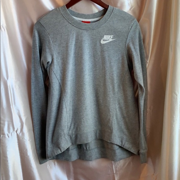 Nike Sweaters - Grey Nike sweater 🤍